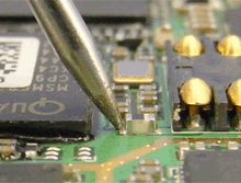 Soldering at the narrow pitches